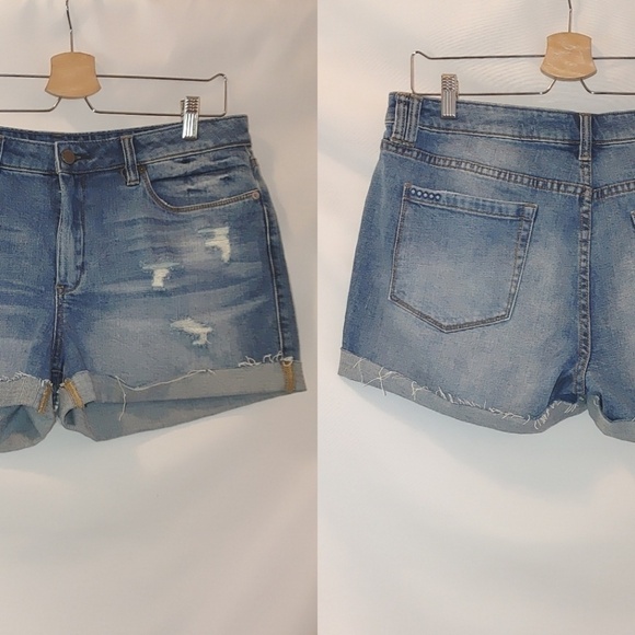 Pants - BlankNYC Tomboy Distressed Denim Cutoff Shorts 31 Jean Medium Wash Stretch